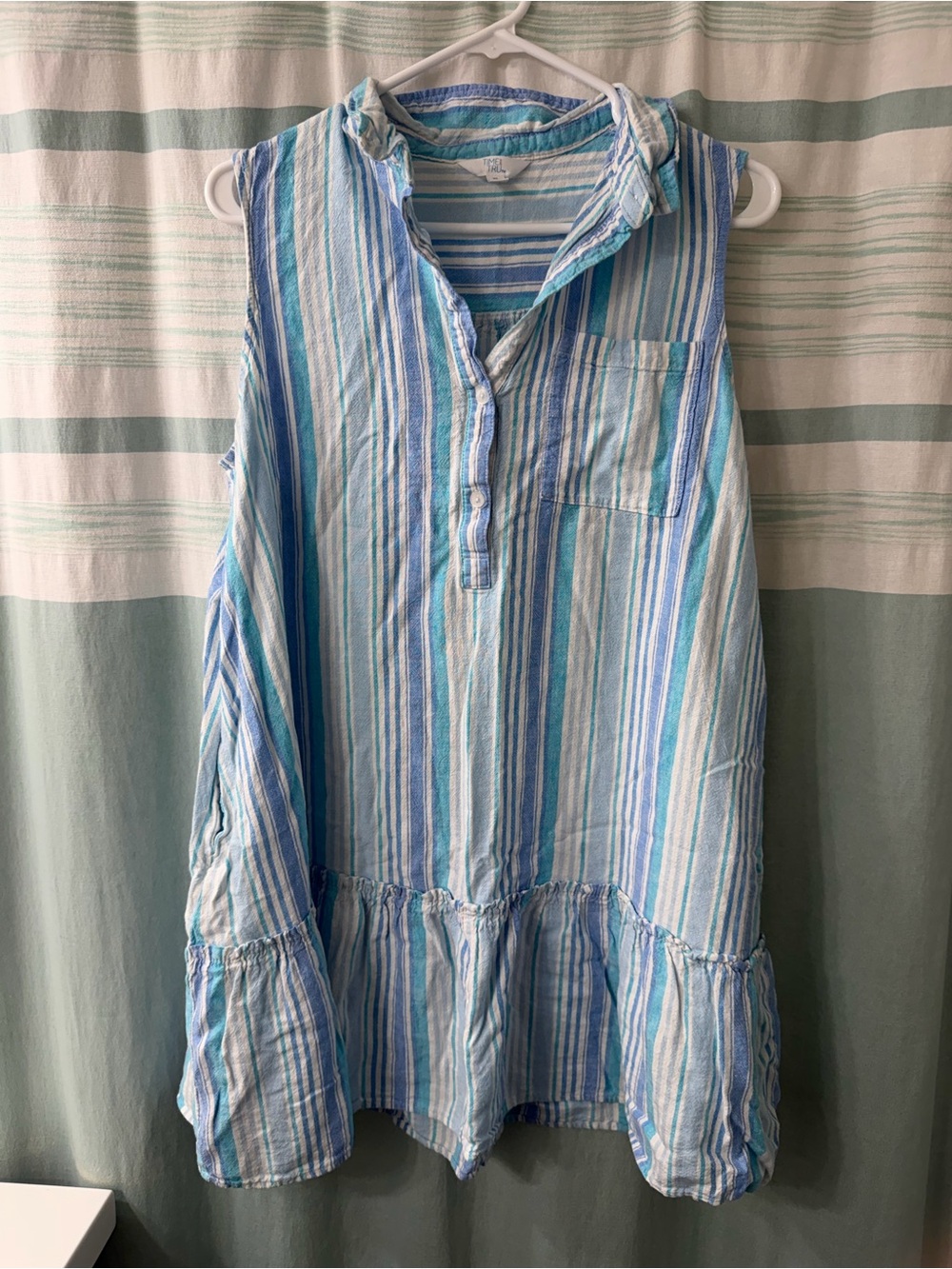 Time and tru tank blouse